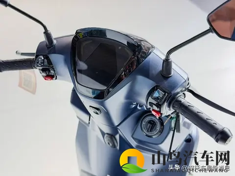 三阳踏板新车亮相、双碟+TCS+Hybrid 电推！-2