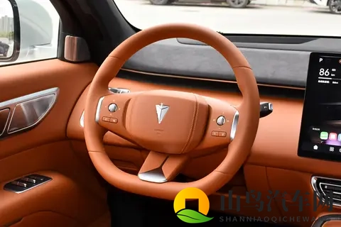 6 座 SUV 品质新选：深蓝 S09 2025 款四驱 Ultra + 高定版全面解读-3