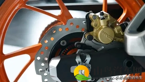 仿赛的颜值街车的心！本田宝藏车型NSP190，安全省油续航全打包！-2