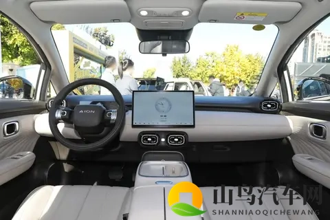 电池租用价格499万起，埃安UT spuer上市，京东、广汽联手了！-2