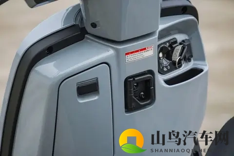 高性价比的轻复古之选：豪进SN09测评-2