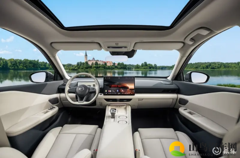 搭载鸿蒙座舱 新款东风日产天籁第四季度上市-1