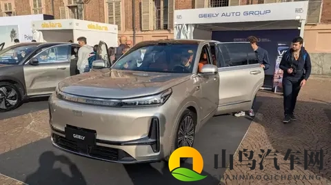 广汽埃安i60西安上市!星源增程AI加持,智享高效出行-1