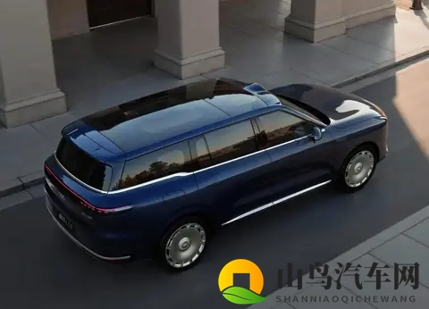 “上汽库里南”开启预售，国产豪华 SUV 又来一狠货-1