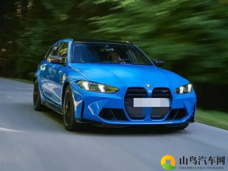 好湿 好紧 好多水含：暴雨夜半米深水,新能源车如潜艇突围-1