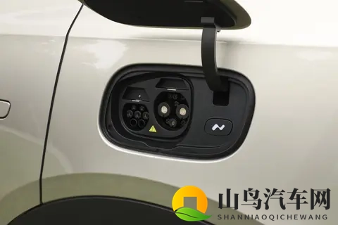 乐道 L60 长续航版：外观 、空间、能耗、补能、20万级纯电SUV新标杆-2