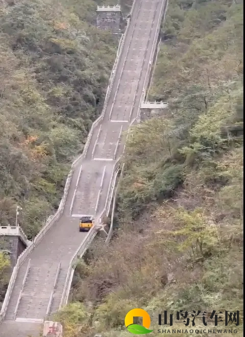 奇瑞回应“攀爬天门山天梯失败”：测试装置安全防护绳意外脱落-1