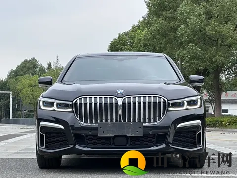 59万拿下21年一手宝马7系，享受行政级舒适-1