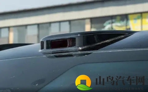 深蓝S09对比领克900：30万预算买哪款更值得？-1