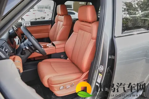 通勤不堵 + 露营能装！方程豹钛 7 把家用 SUV 玩明白了-3