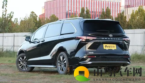 搭载25L+E-CVT动力,2026款格瑞维亚配置差异化分析-2