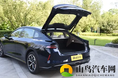 新车｜2026款宋L_DM-i上市9.98万起-1