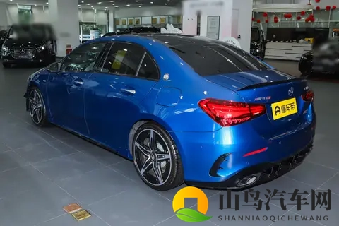 奔驰A级AMG两个版本有啥区别，应该怎么选？-3