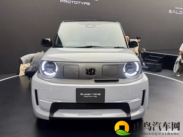 空姐2019满天星法版:星辉照耀下的职业光芒：地面使者，重塑都市出行新篇章-1