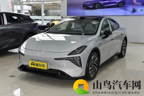 1399万起!深蓝L06 560Ultra激光版实车曝光,入门即配激光雷达-3