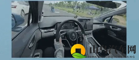 尚界H5辅助驾驶七大场景测试全通关 配华为乾崑ADS 4-2