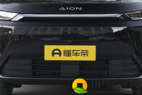 广汽埃安AION i60：内饰舒适，配置丰富，家用SUV新选择-2