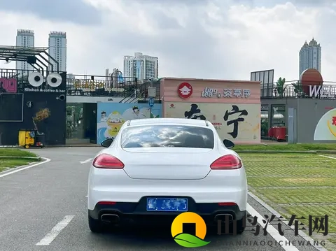 十年老帕依旧能打！15万拿下二手保时捷Panamera-1