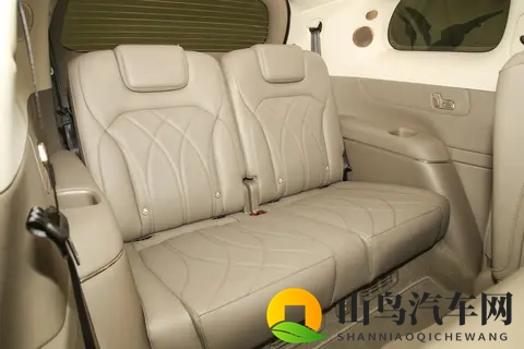 长超5米2的“王炸”SUV,6座+增程,纯电续航超400km,有必要吗?-2