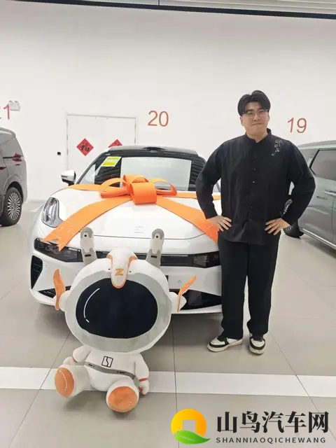 四年观望一朝入手!同事阅车无数为何独爱焕新极氪 001?-3