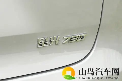 试驾星光730:家用MPV怎么选?7座空间+电滑门,真香!-1