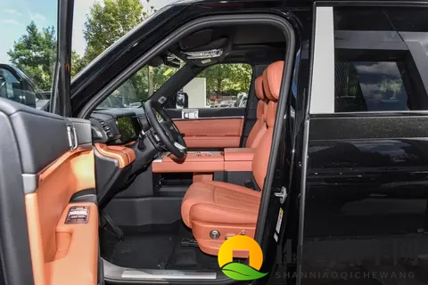 比亚迪又出新招！这款18万级SUV，家用有多香？-1