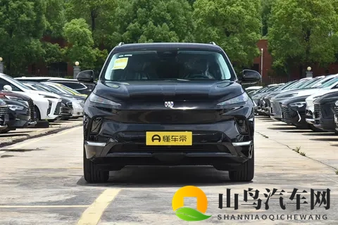 新能源中大型SUV怎么选,奕派eπ008对比别克E5,看这篇就知道了-3