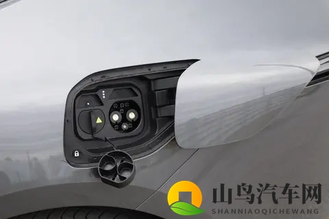 全系四激光雷达+华为科技赋能，阿维塔12四激光版实力如何？-2