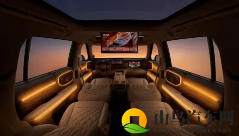 52米车长31米轴距，800V平台+80度电池，国产旗舰SUV杀疯了！-1