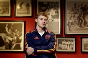 小伊布：我喜欢阿贾克斯的足球哲学，我想在这里书写自己的故事