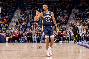 34分9板5助2断1帽！解说：墨菲真争气 近期表现完全配得上三首轮