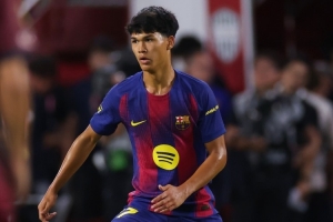 每体：德罗身体不适缺席赛前训练，不会参加巴萨的国王杯比赛