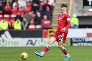 22岁利物浦后卫拉姆塞：希望获更多出场时间 儿子出生让我更努力