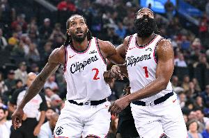 快船11胜2负期间：小卡场均32.7分6.9板2.6断1帽 哈登24.8分7.8助