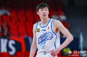 关键时刻发力！宁鸿宇末节独得7分 全场拿到9分4板