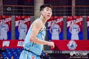 场均投三分30次联盟第4！媒体人：青岛是CBA魔球风格最鲜明球队