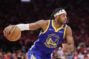 开始鉴定？希尔德持球突破 面对空篮运球失误送出球权