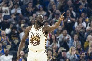 打得啥啊？追梦半场4中1仅拿3分5板3助 正负值-14