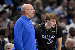 基德：保持阵容健康就是我的魔法棒 我们只能静待全员恢复健康