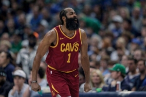 规则角度看哈登加兰互换：年薪一样是关键 骑士再加10首轮也无碍