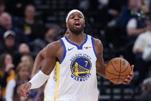 很积极！希尔德半场9投4中得9分3板3助2断 正负值为+11