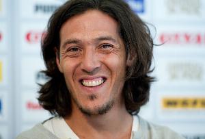 斯基拉：卡莫拉内西执教塞浦路斯球队阿诺索西斯，签约至今年6月