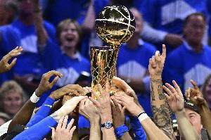 绝了！雷霆10个标准合同缺阵 还有2人在路上呢