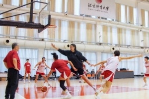 中国篮球之队：王思雨和张子宇已抵达北体大 开始与中国女篮合练