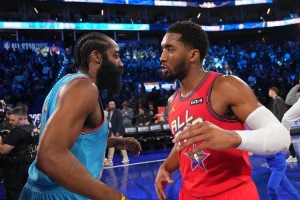 黄忠：哈登和米切尔每晚都能砍50+ 骑士实力远高于战绩不容小觑