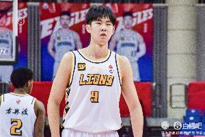 差距悬殊！广厦首节三分球7中0 吉林11中6&命中率超五成