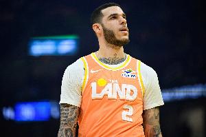 名记：勇士正将斯潘塞转为正式合同 并计划签下后卫朗佐·鲍尔