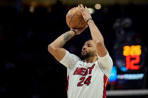 火力靠谱！鲍威尔三分10中5贡献21分4板 罚球8中6